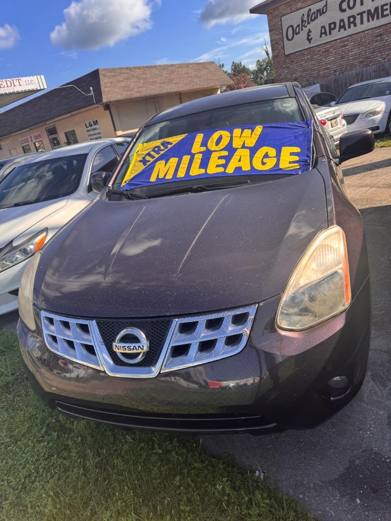 2013 Nissan Rogue S's photo